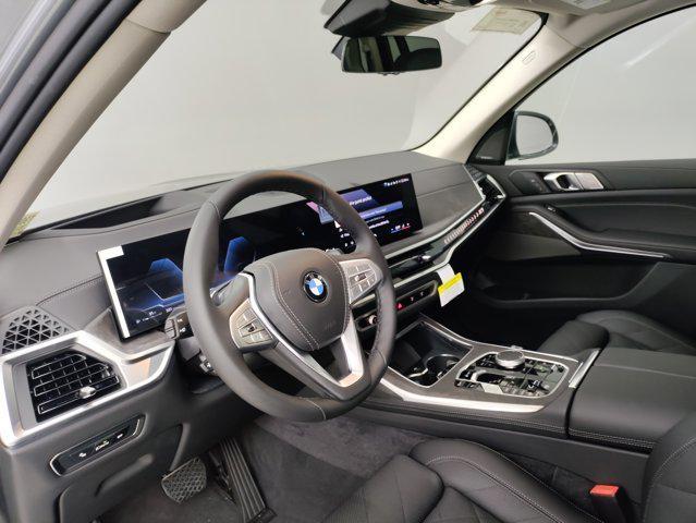 new 2026 BMW X7 car, priced at $89,065