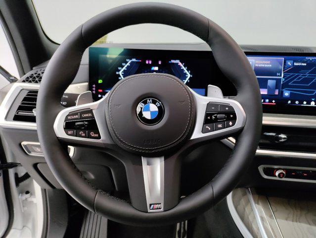 new 2025 BMW X7 car, priced at $97,855