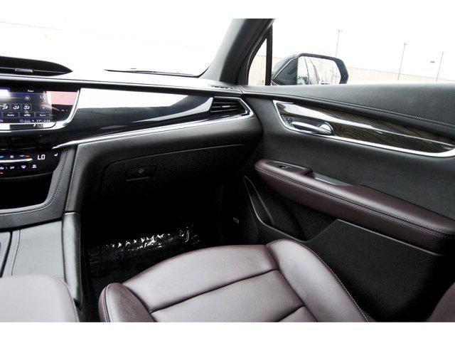 used 2022 Cadillac XT6 car, priced at $34,988
