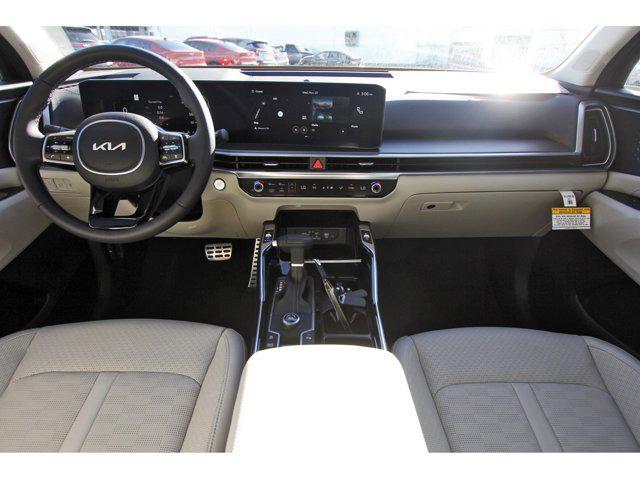 new 2025 Kia Sorento car, priced at $42,290