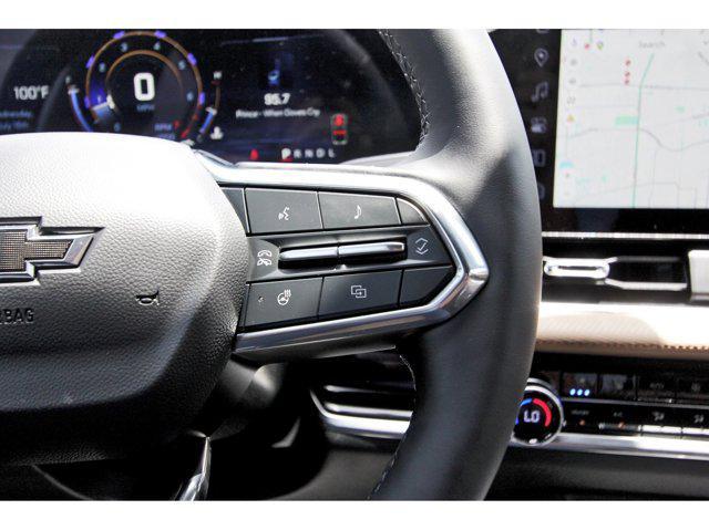 used 2025 Chevrolet Equinox car
