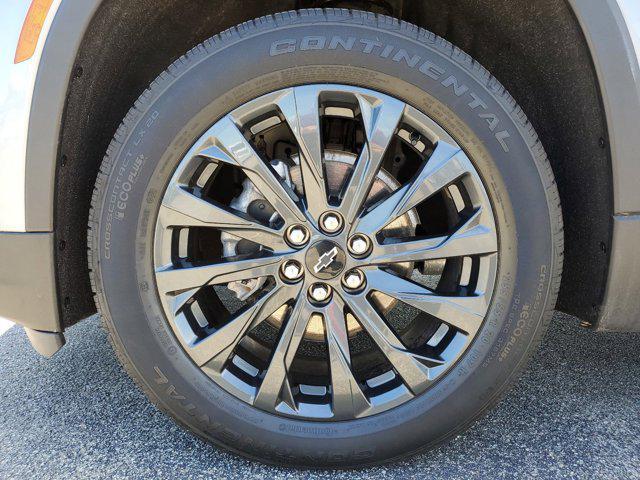 used 2023 Chevrolet Traverse car, priced at $43,299