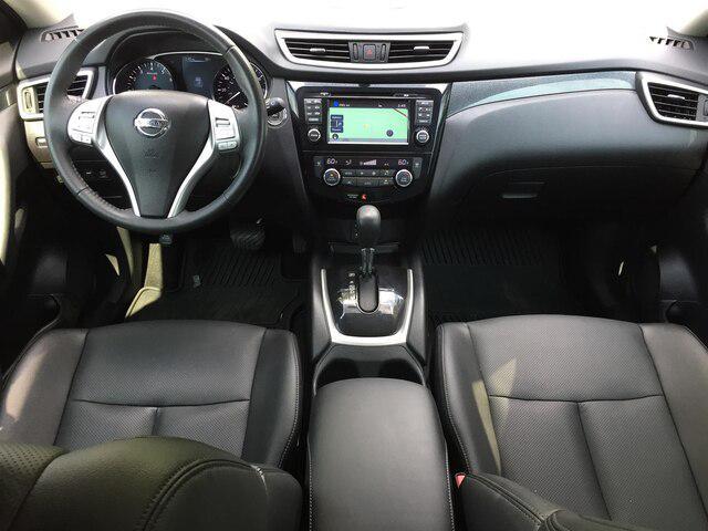 used 2016 Nissan Rogue car