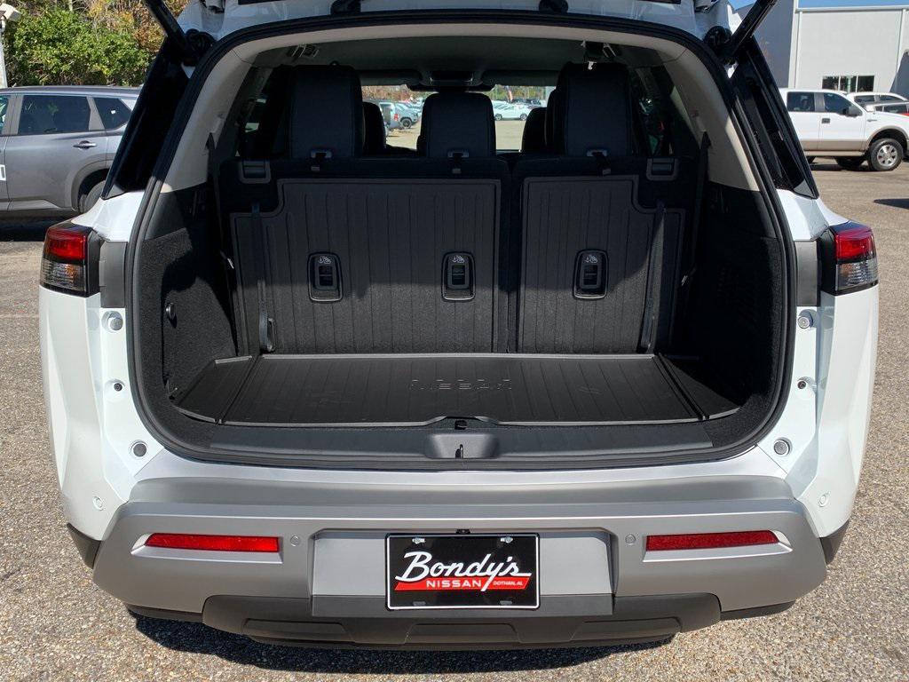 new 2025 Nissan Pathfinder car, priced at $39,085