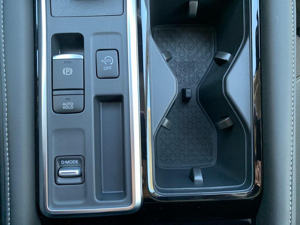 new 2025 Nissan Pathfinder car, priced at $39,085