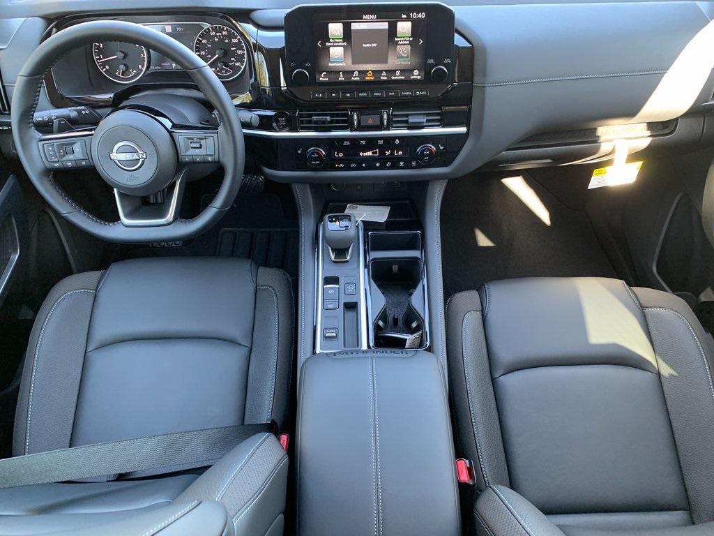 new 2025 Nissan Pathfinder car, priced at $39,085