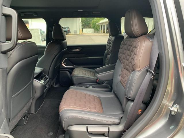 new 2025 Nissan Armada car, priced at $81,754