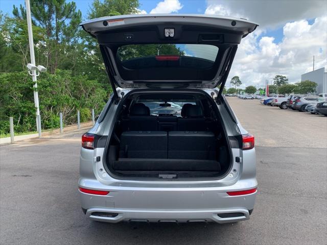 used 2023 Mitsubishi Outlander car, priced at $25,782
