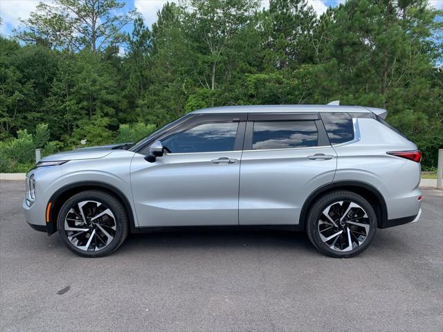 used 2023 Mitsubishi Outlander car, priced at $25,782