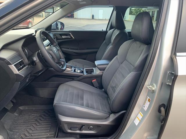used 2023 Mitsubishi Outlander car, priced at $25,782