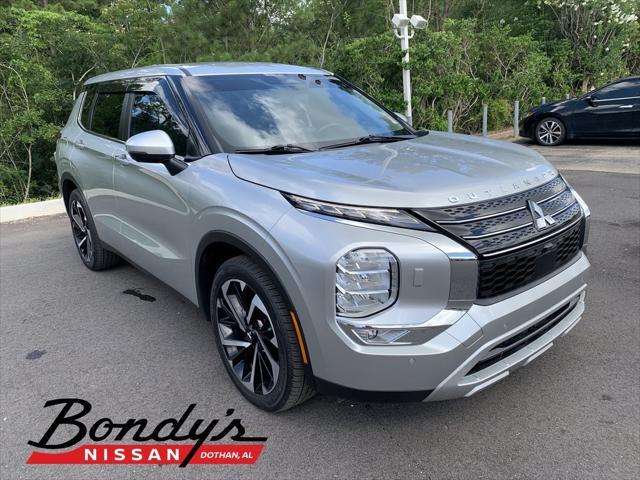 used 2023 Mitsubishi Outlander car, priced at $25,782