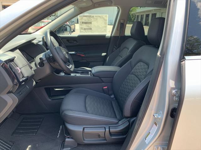 new 2025 Nissan Pathfinder car, priced at $37,681