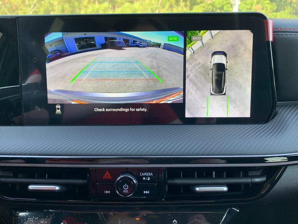 new 2025 Nissan Kicks car, priced at $27,418