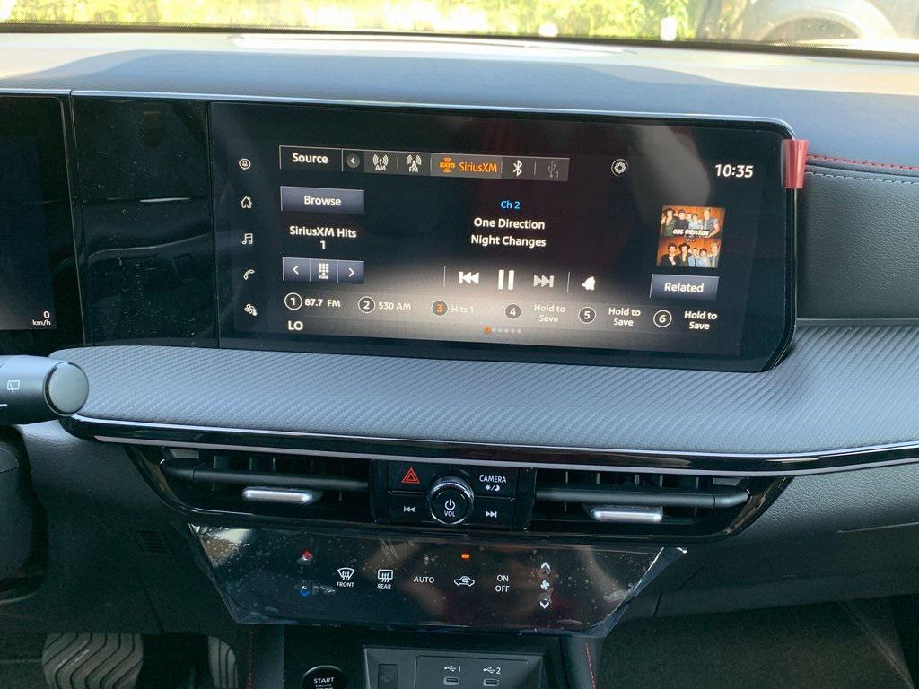 new 2025 Nissan Kicks car, priced at $27,418