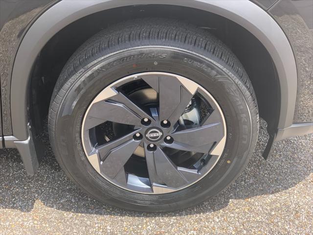 new 2025 Nissan Rogue car, priced at $33,305