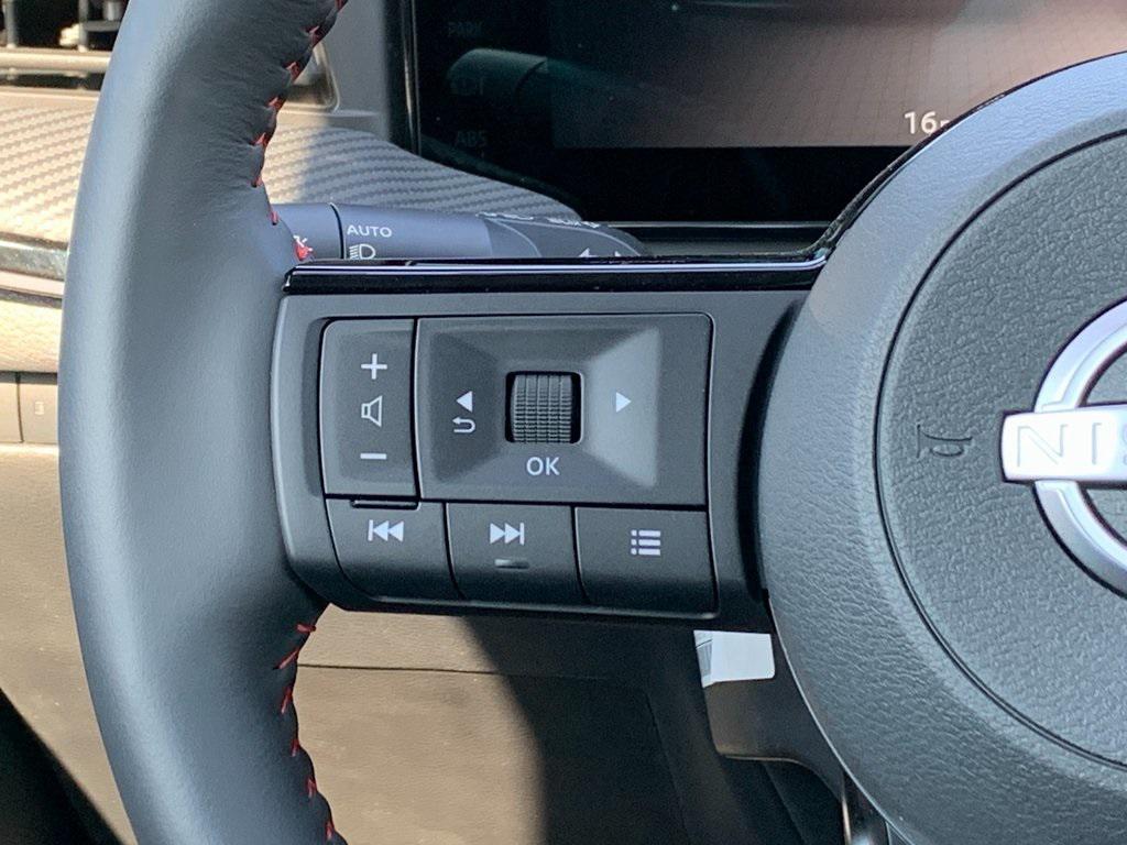 new 2025 Nissan Kicks car, priced at $27,646