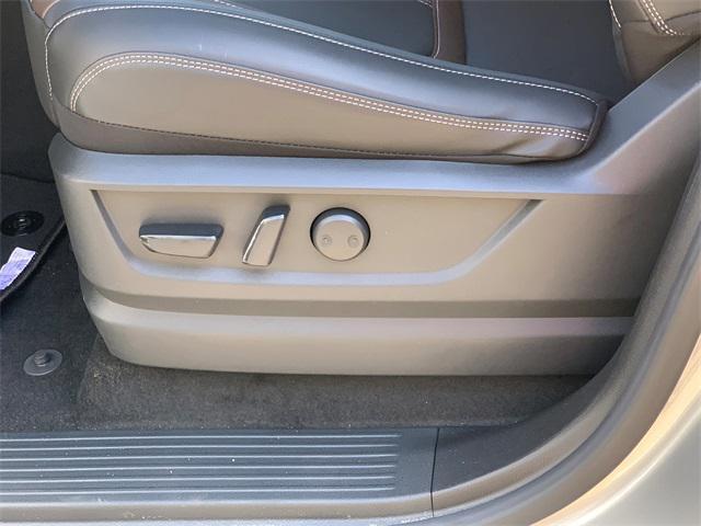 new 2025 Nissan Armada car, priced at $65,346