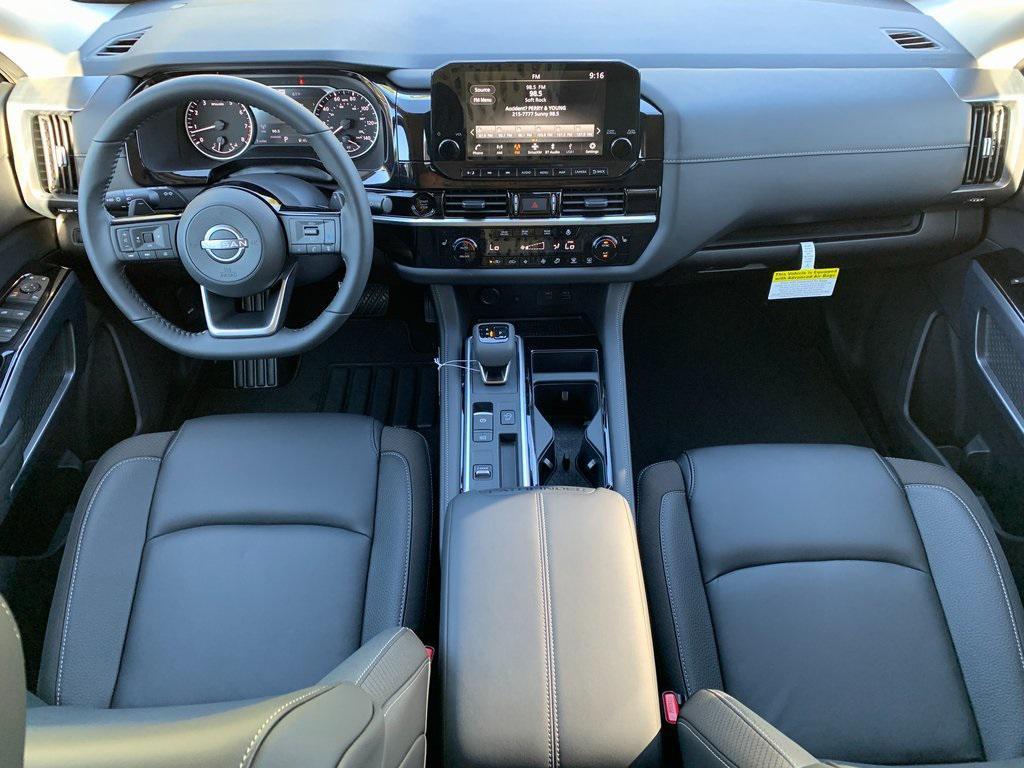 new 2025 Nissan Pathfinder car, priced at $38,186