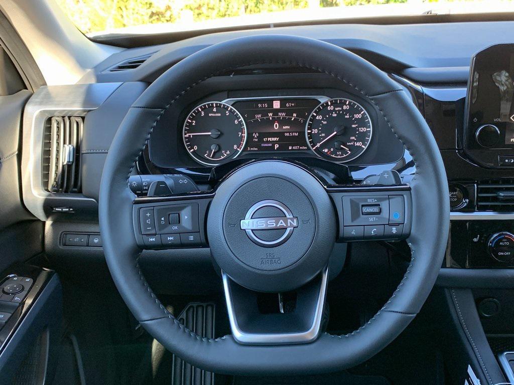 new 2025 Nissan Pathfinder car, priced at $38,186