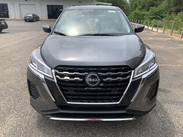 new 2025 Nissan Kicks car, priced at $23,285