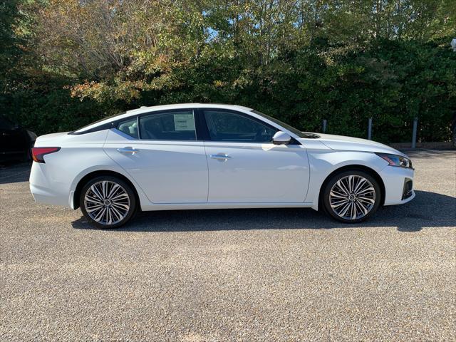 new 2025 Nissan Altima car, priced at $32,445