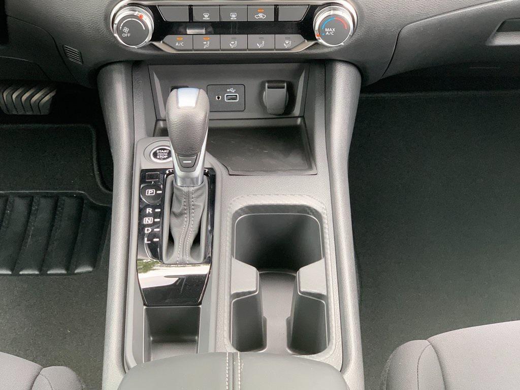 new 2025 Nissan Sentra car, priced at $22,722