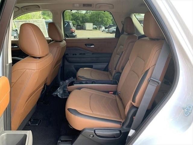 new 2025 Nissan Pathfinder car, priced at $51,974