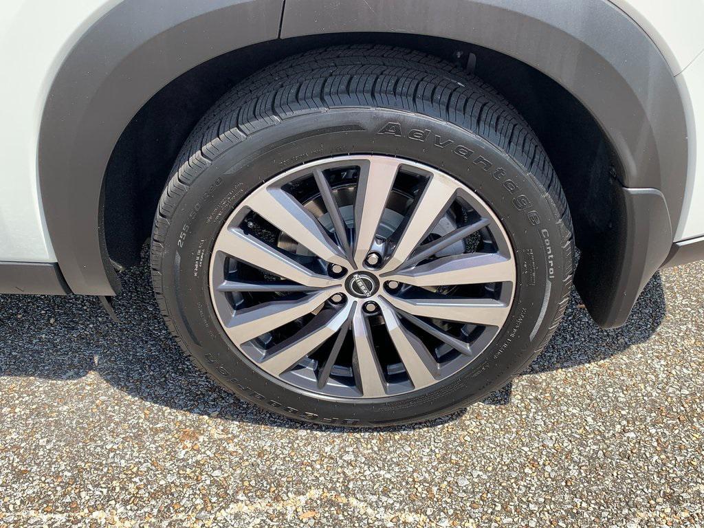 used 2022 Nissan Pathfinder car, priced at $35,164