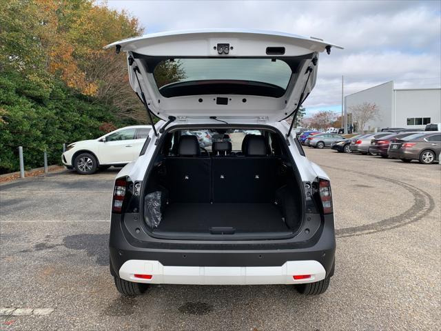 new 2025 Nissan Kicks car, priced at $28,082