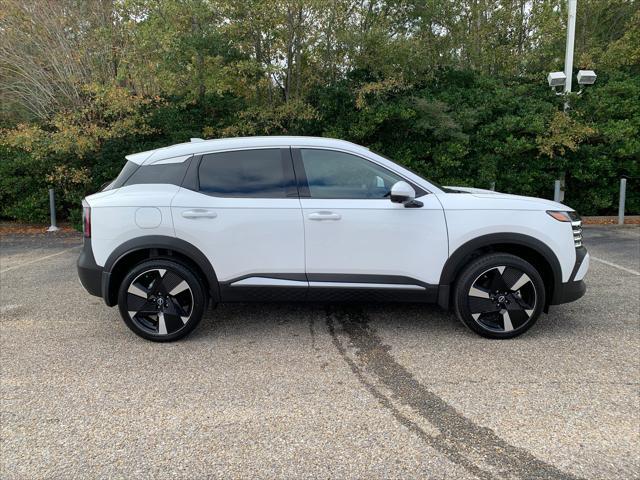 new 2025 Nissan Kicks car, priced at $28,082