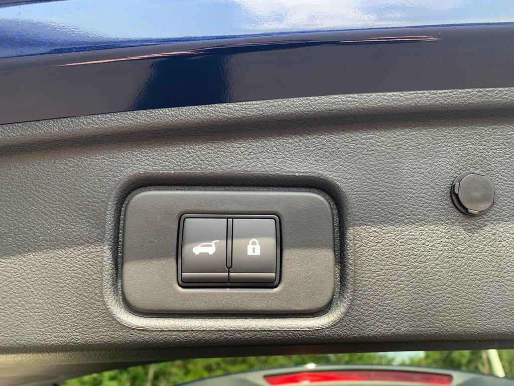 new 2025 Nissan Pathfinder car, priced at $40,940