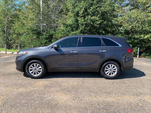 used 2019 Kia Sorento car, priced at $12,927