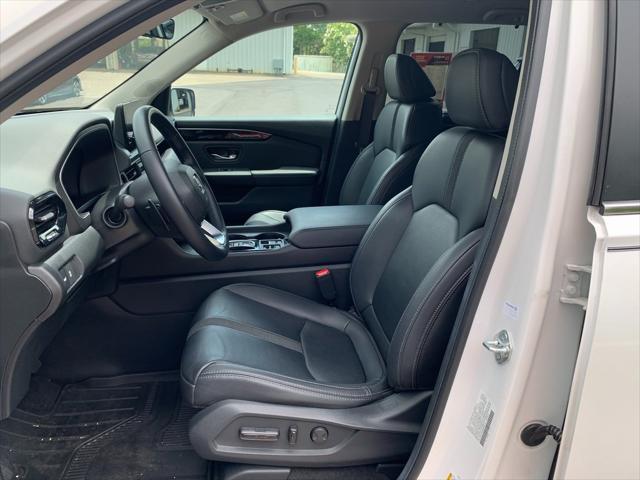 used 2024 Honda Pilot car, priced at $39,675