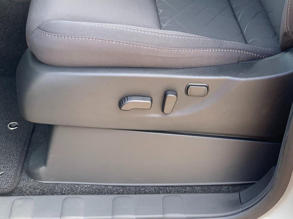 new 2025 Nissan Frontier car, priced at $36,907