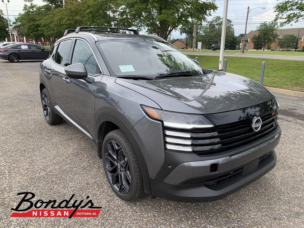 new 2025 Nissan Kicks car, priced at $28,003