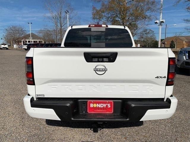 new 2025 Nissan Frontier car, priced at $38,282