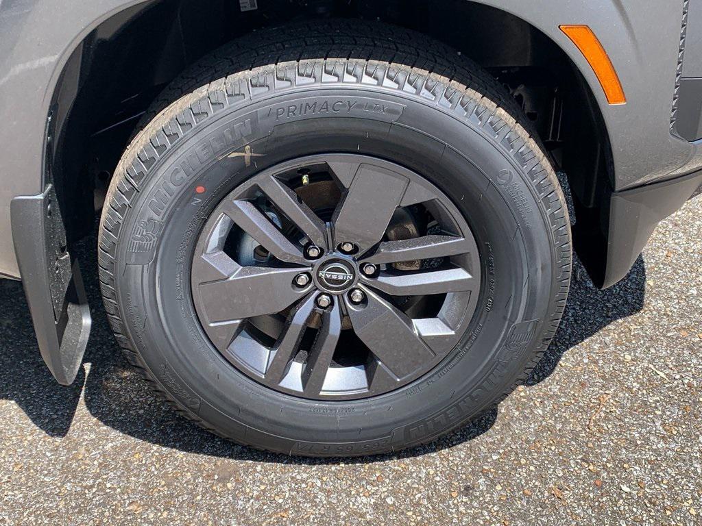 new 2025 Nissan Frontier car, priced at $35,006