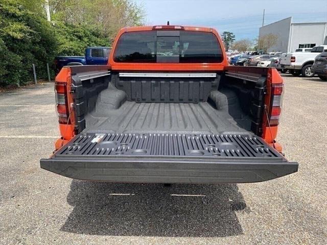 new 2025 Nissan Frontier car, priced at $39,978