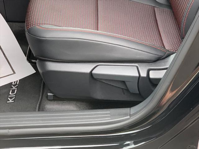 new 2025 Nissan Kicks car, priced at $27,422