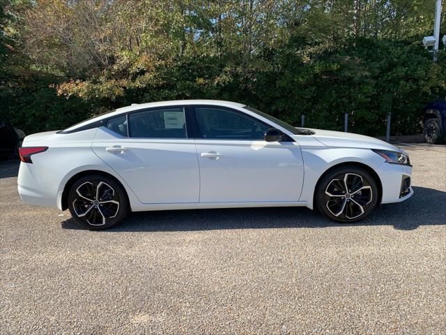 new 2025 Nissan Altima car, priced at $27,878