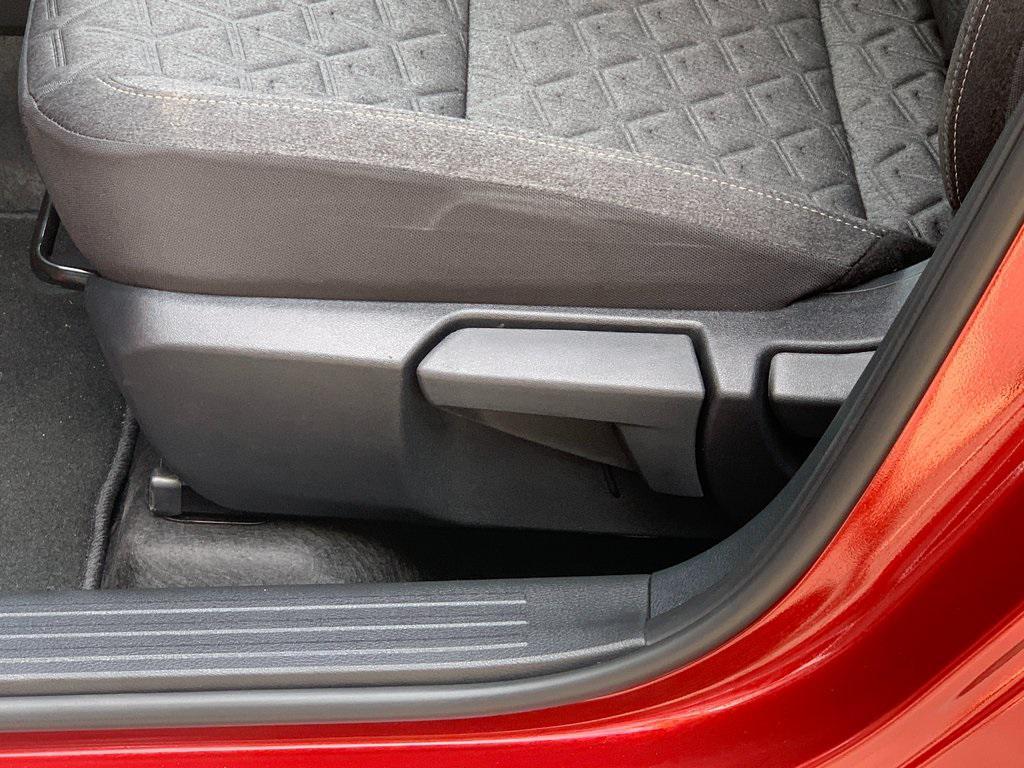 new 2025 Nissan Kicks car, priced at $26,333