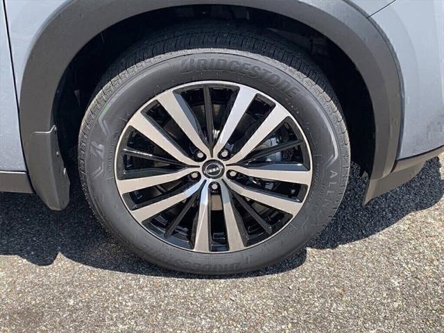 new 2025 Nissan Pathfinder car, priced at $49,793