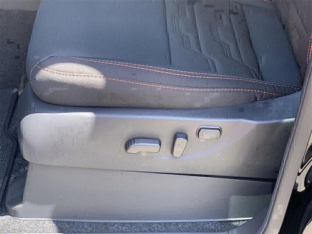 new 2025 Nissan Frontier car, priced at $36,378