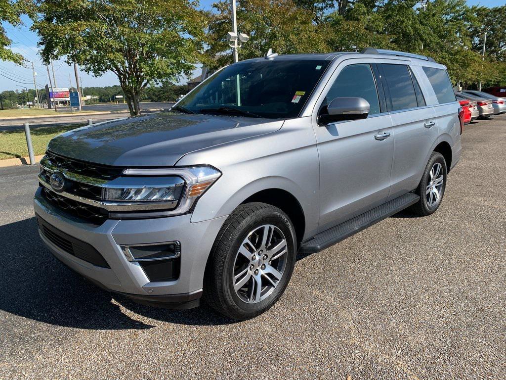 used 2024 Ford Expedition car, priced at $46,295