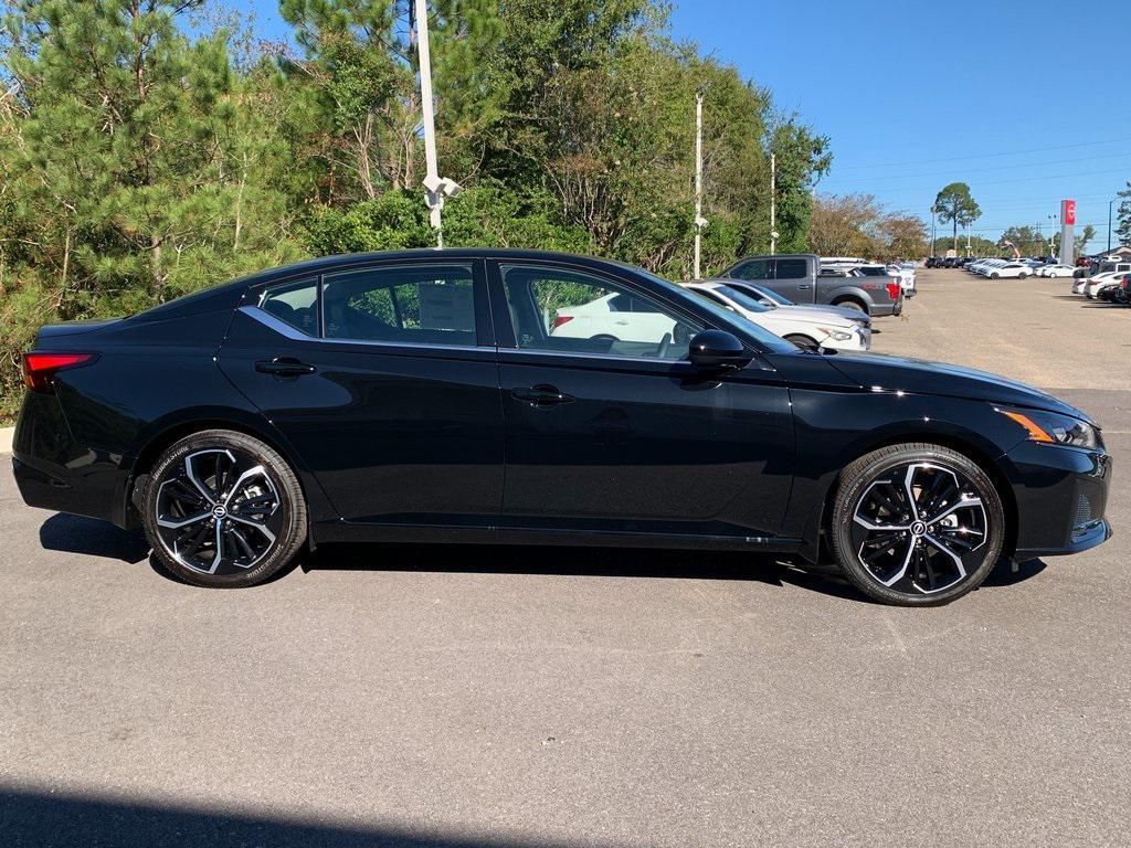 new 2025 Nissan Altima car, priced at $30,168