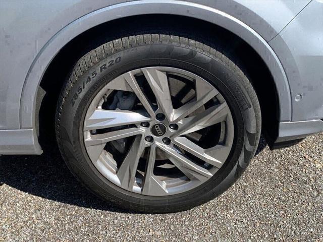 used 2021 Audi Q7 car, priced at $32,126