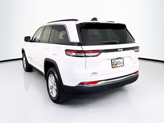 new 2025 Jeep Grand Cherokee car, priced at $40,775