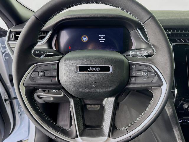 new 2025 Jeep Grand Cherokee car, priced at $40,775