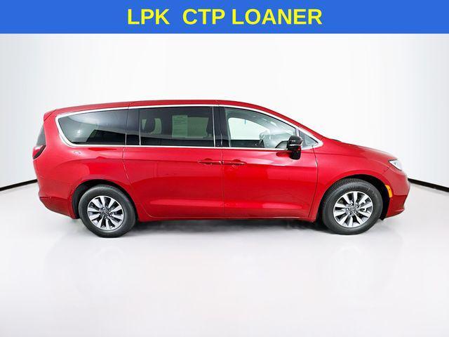 new 2025 Chrysler Pacifica Hybrid car, priced at $44,500