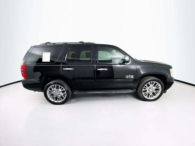 used 2013 Chevrolet Tahoe car, priced at $14,000